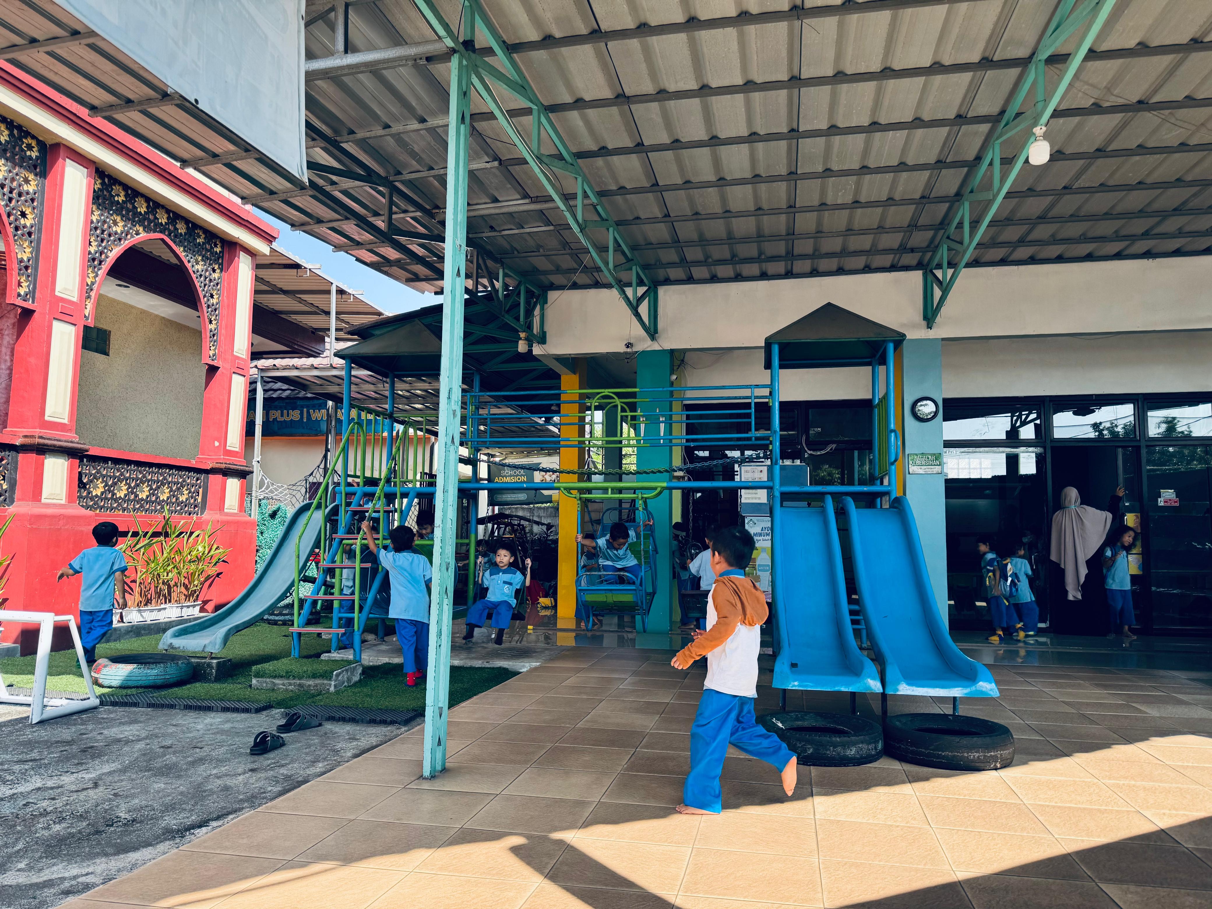Area Bermain TK Islam Tahfizh Cahaya Qur'an